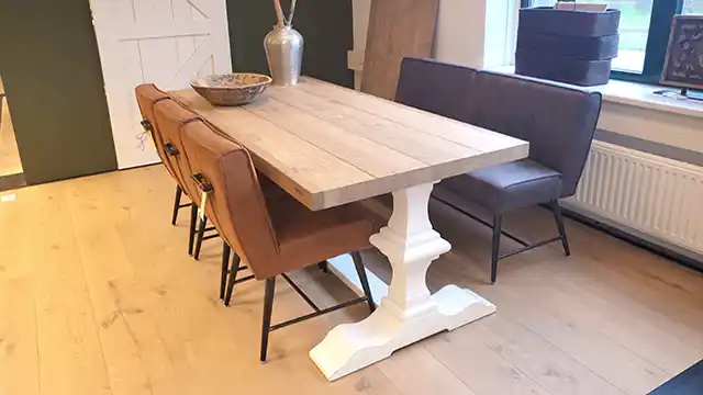 Lindisfarne eiken tafel met witte poot