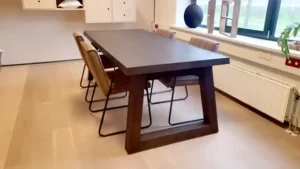 Angle tafel donker eikenhout