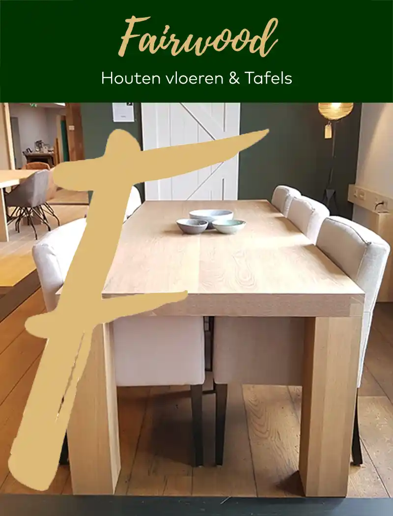 Eiken tafel met dikke blokpoten