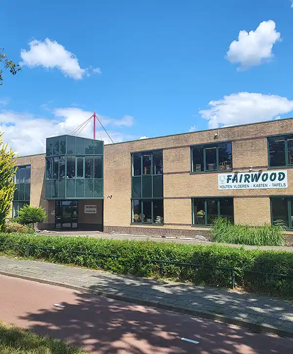 fairwood houten vloeren en tafel tiel